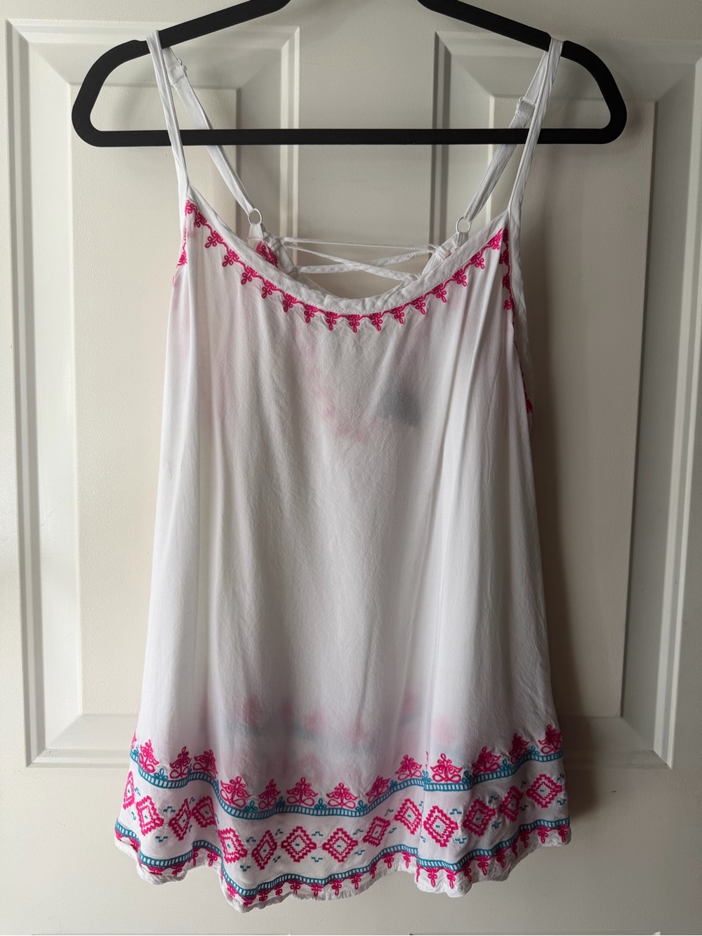 Torrid Size 2 White Embroidered Sleeveless Tank Top with Pink Accents